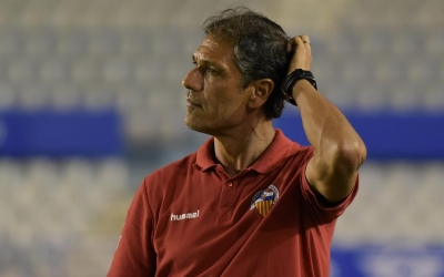 Seligrat ja no dirigirà l'equip aquesta setmana contra el Conquense | Roger Benet